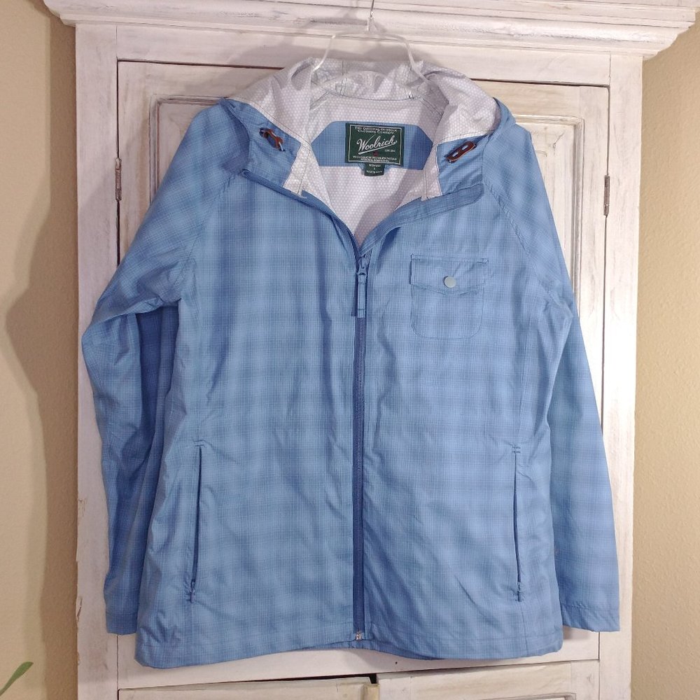 Woolrich Hooded Rain Jacket EUC